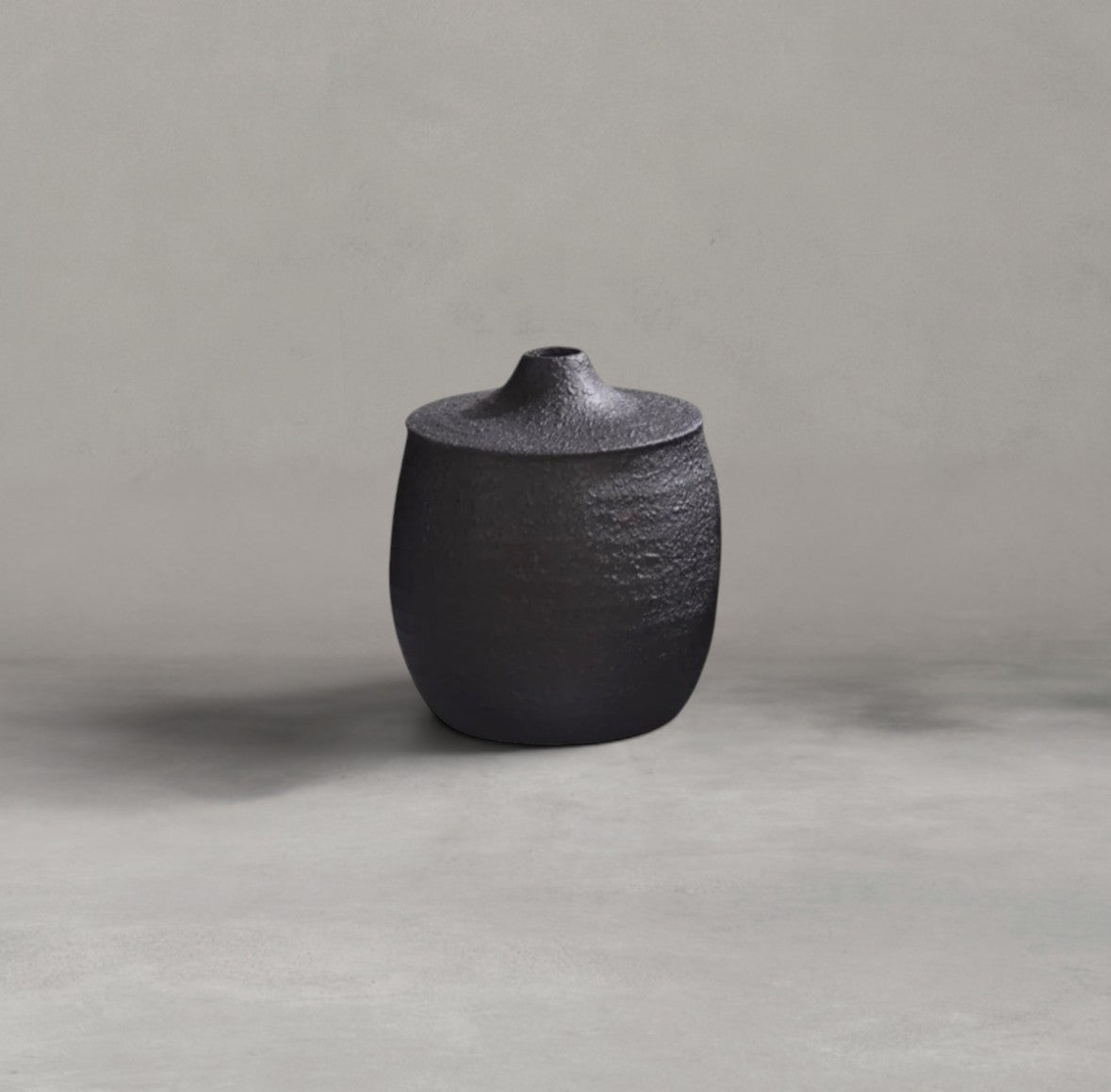 Kuro Vase | Small