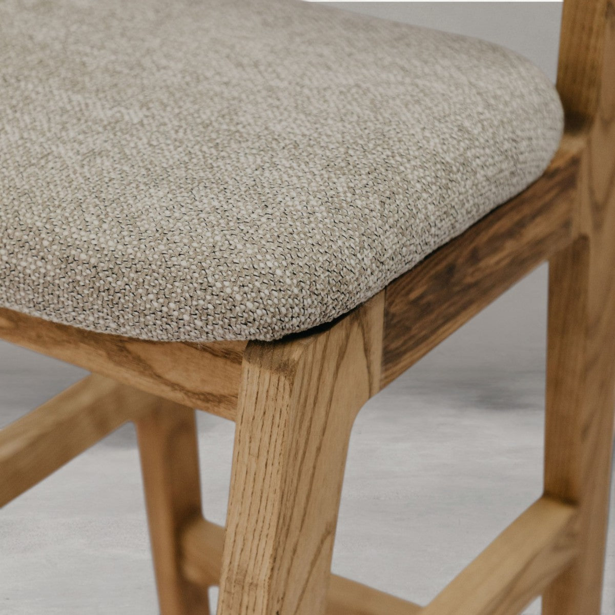 Calyx Bar Chair