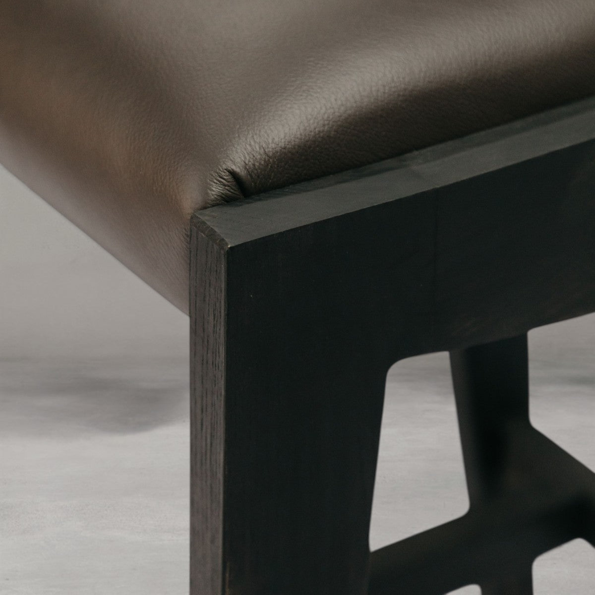Iver Bar Chair