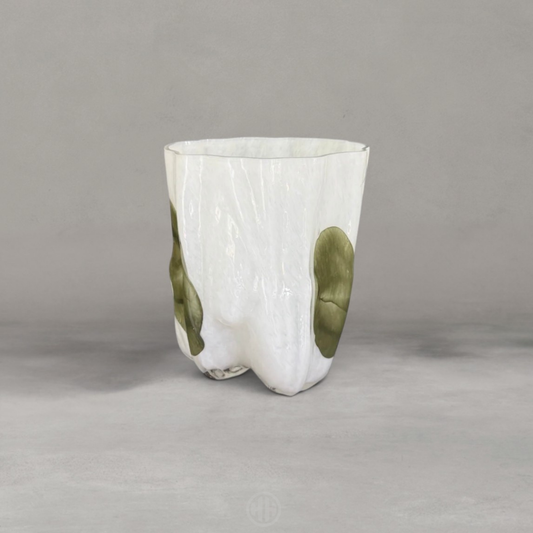Crest Vase